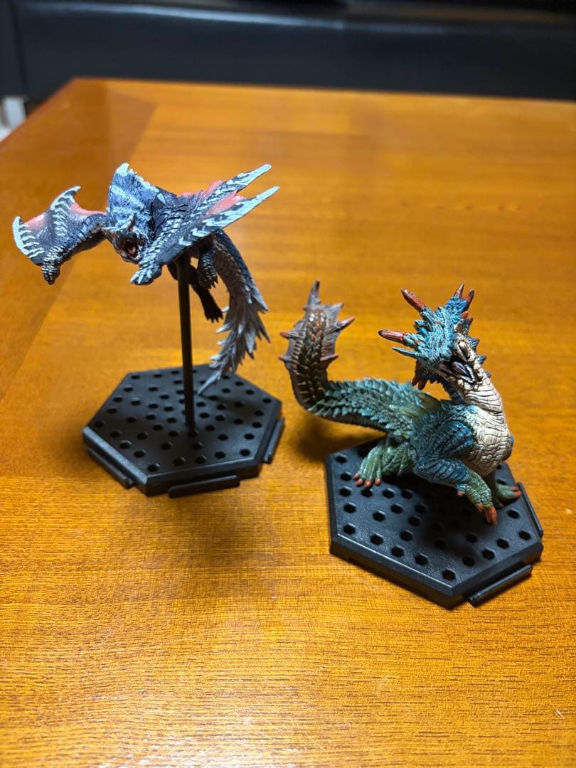 モンスターハンター　フィギュア　セット