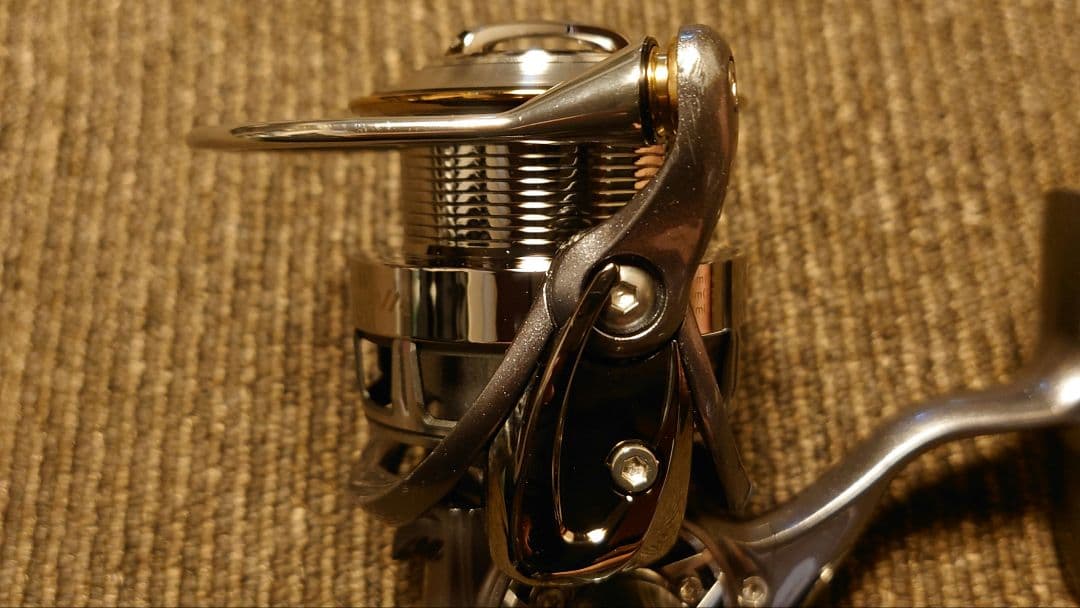 希少番手美品ダイワ 12イグジスト 3012H SLP RCS 22 18 15