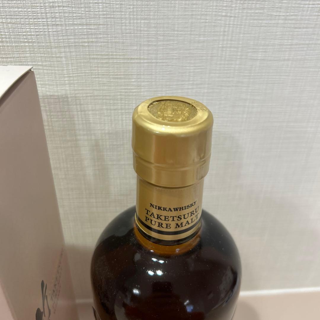 【終売品•未開封品】竹鶴旧黒ラベル 竹鶴700ml ピュアモルト