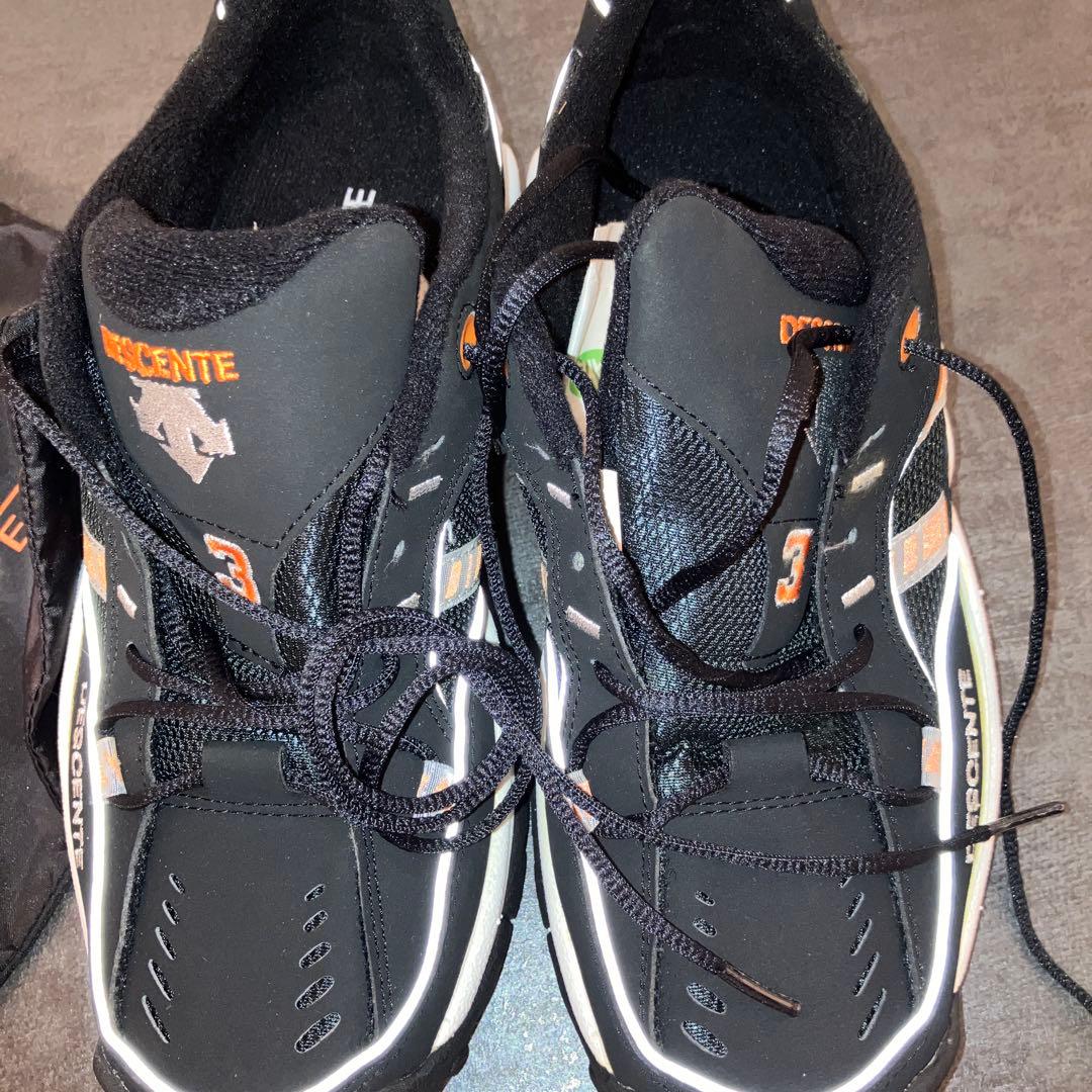 長嶋茂雄　DESCENTE スニーカー