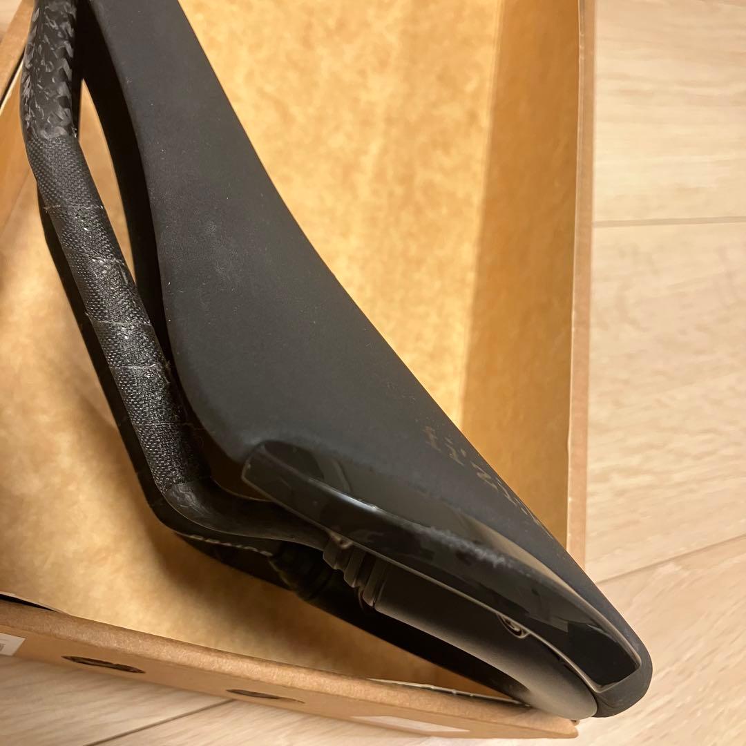 fi'zi:k ALIANTE R1 OPEN カーボンレール フィジーク