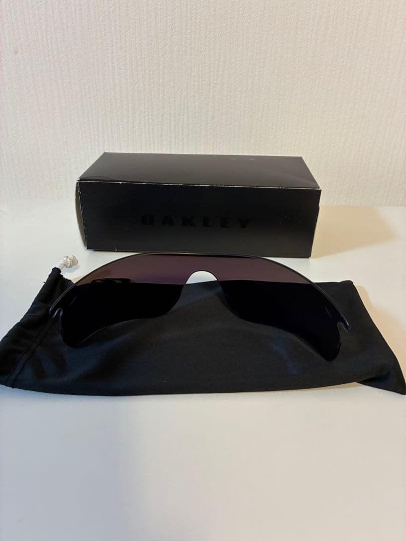 オークリー レーダーロックパス　替えレンズ付 OAKLEY