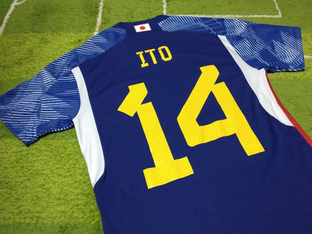 adidas 日本代表 伊東純也選手 ユニフォーム 14番