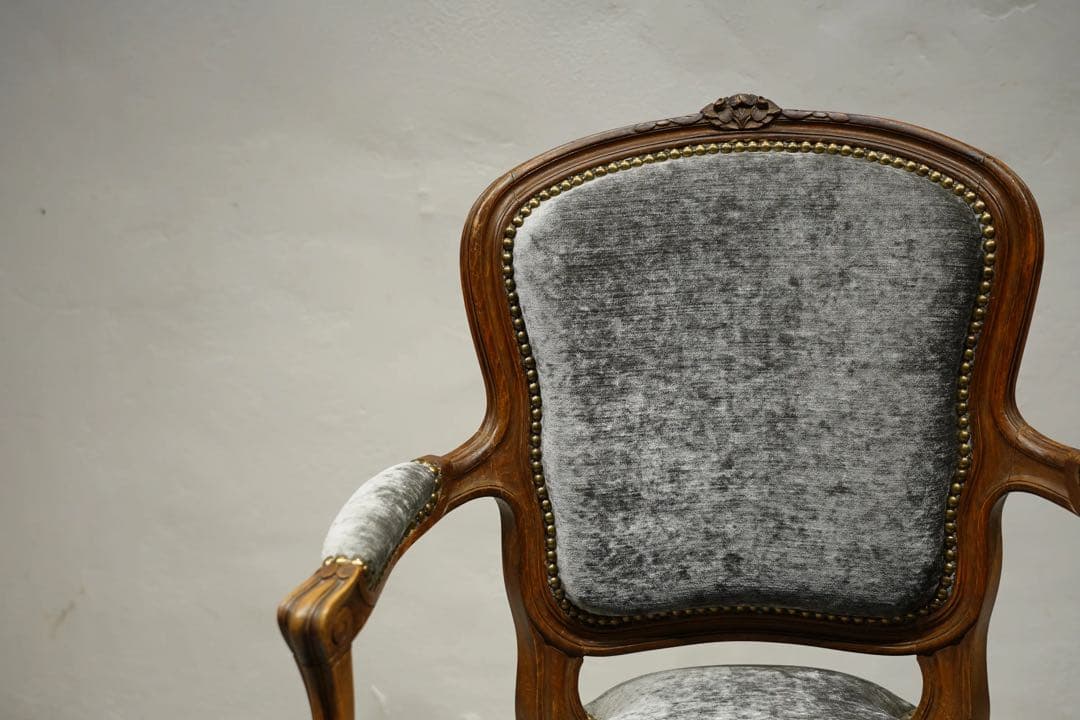 フランスアンティーク　louis xvi チェア　アーム　椅子