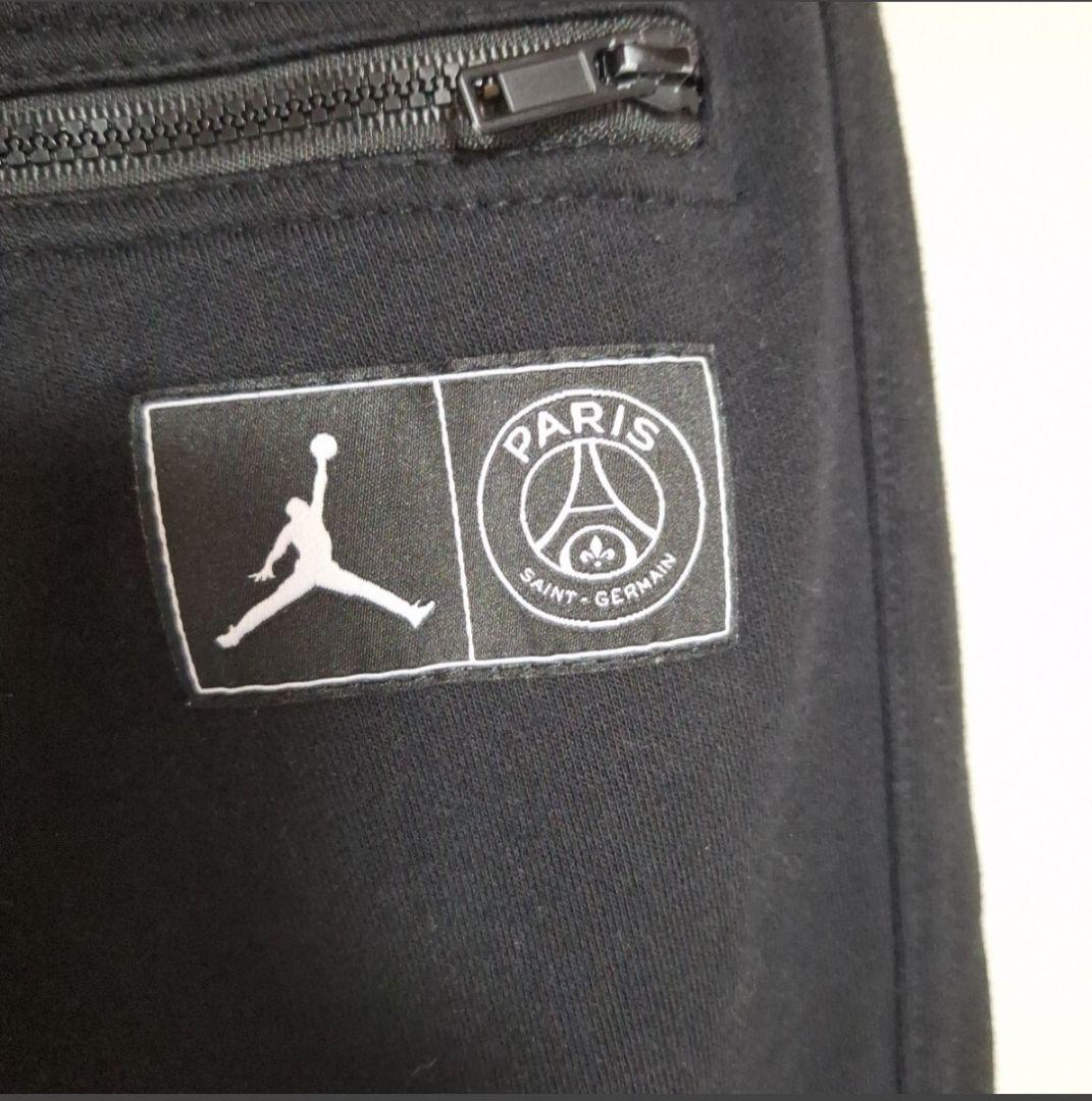 a*5様 激安！　新品　パリサンジェルマン　NIKE JORDAN　スウェット