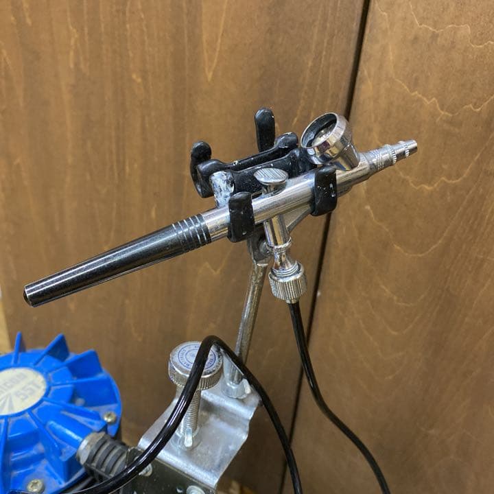 ホルベイン製　エアーブラシコンプレッサー