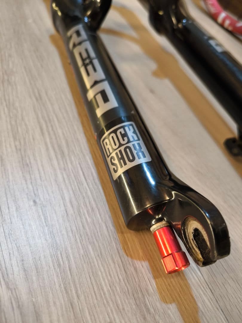 【名機・軽量】RockShox Reba SL Dual Air 26インチ