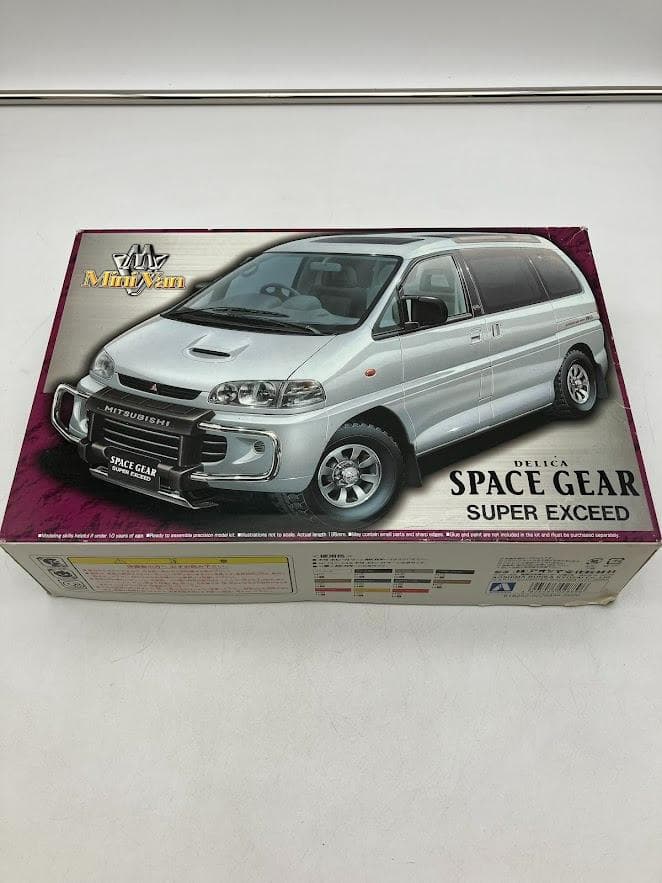 デリカSpace Gear Super Exceed 三菱　プラモデル