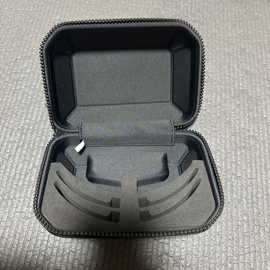 ワンハンドレッドサングラス