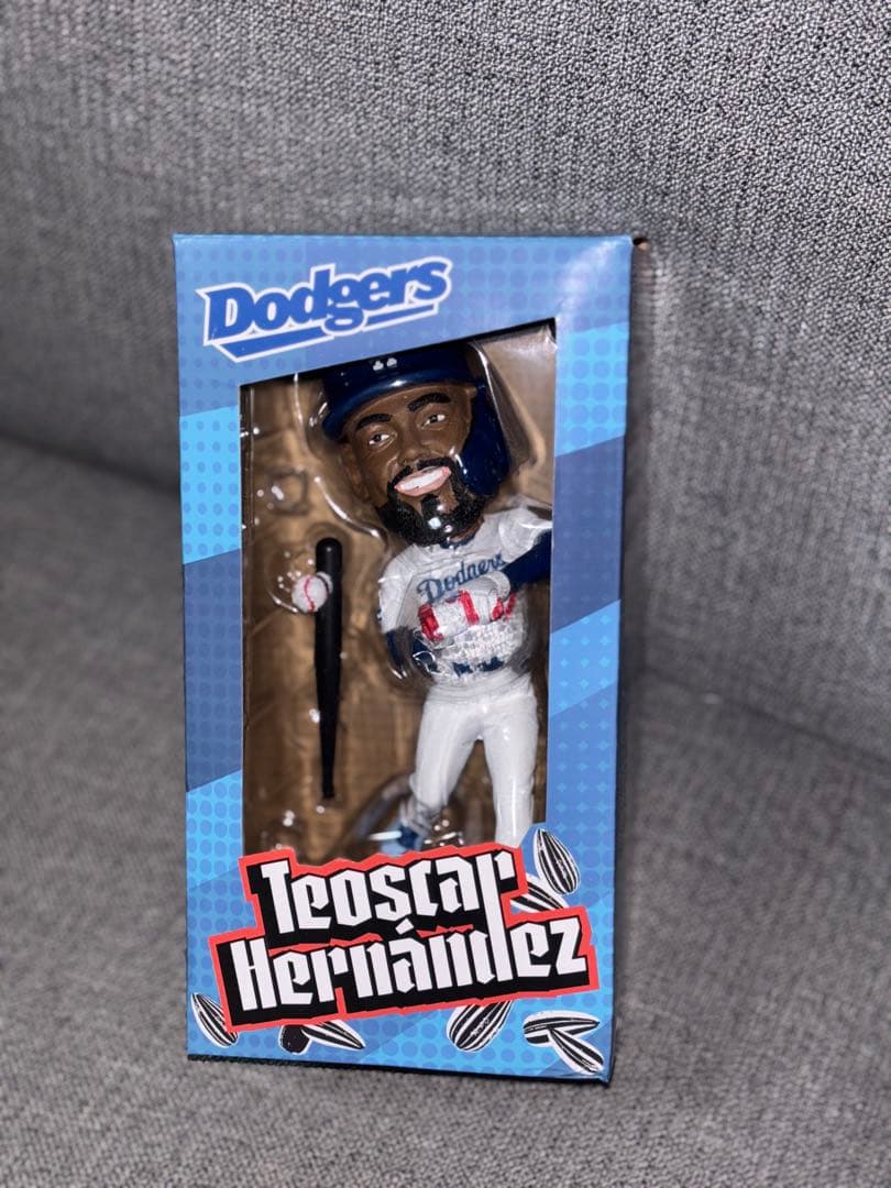【値下げ】LAドジャース　スタジアム球場配布ボブルヘッド　テオスカーヘルナンデス