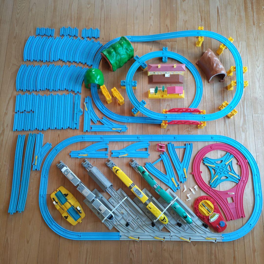 トミカ　プラレール　セット