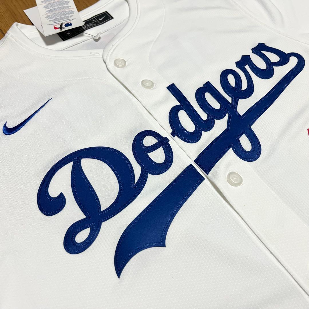 【新品タグ付き】大谷翔平　リミテッドユニフォーム　ドジャース　Mサイズ　ホーム