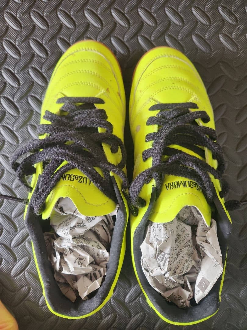 Luz フットサルシューズ 蛍光イエロー　27.0