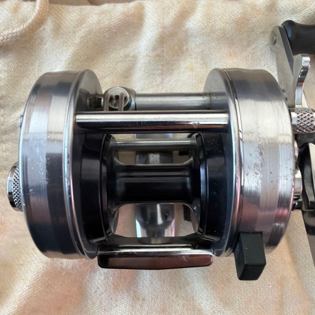 ABU Ambassadeur 2500C ベイトリール