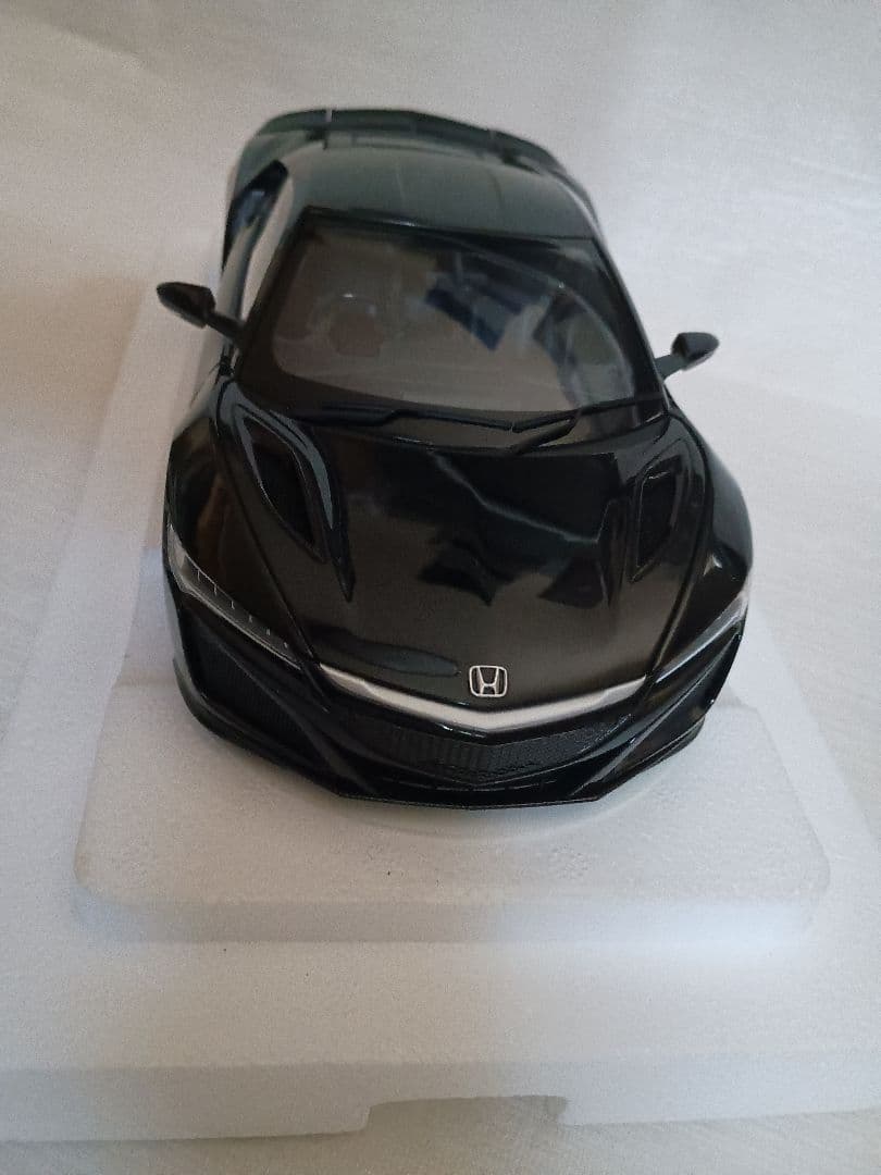 オートアート 1/18 ホンダ　NSX (ＮＣ1)
