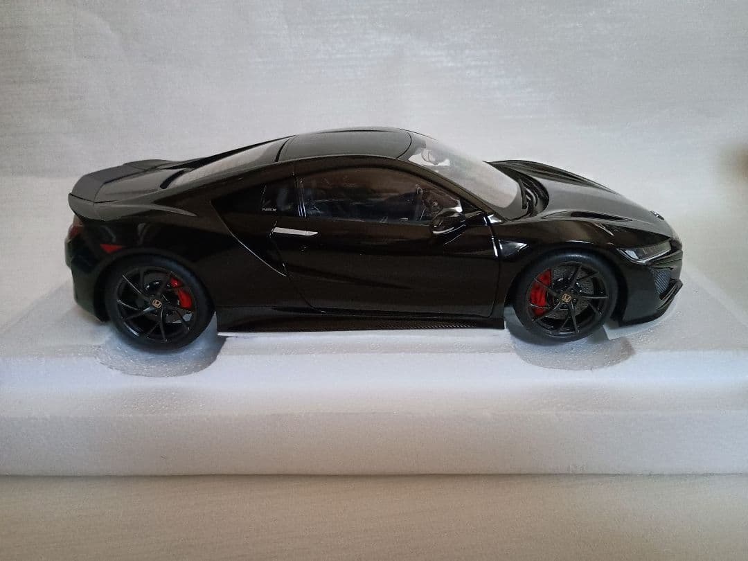 オートアート 1/18 ホンダ　NSX (ＮＣ1)