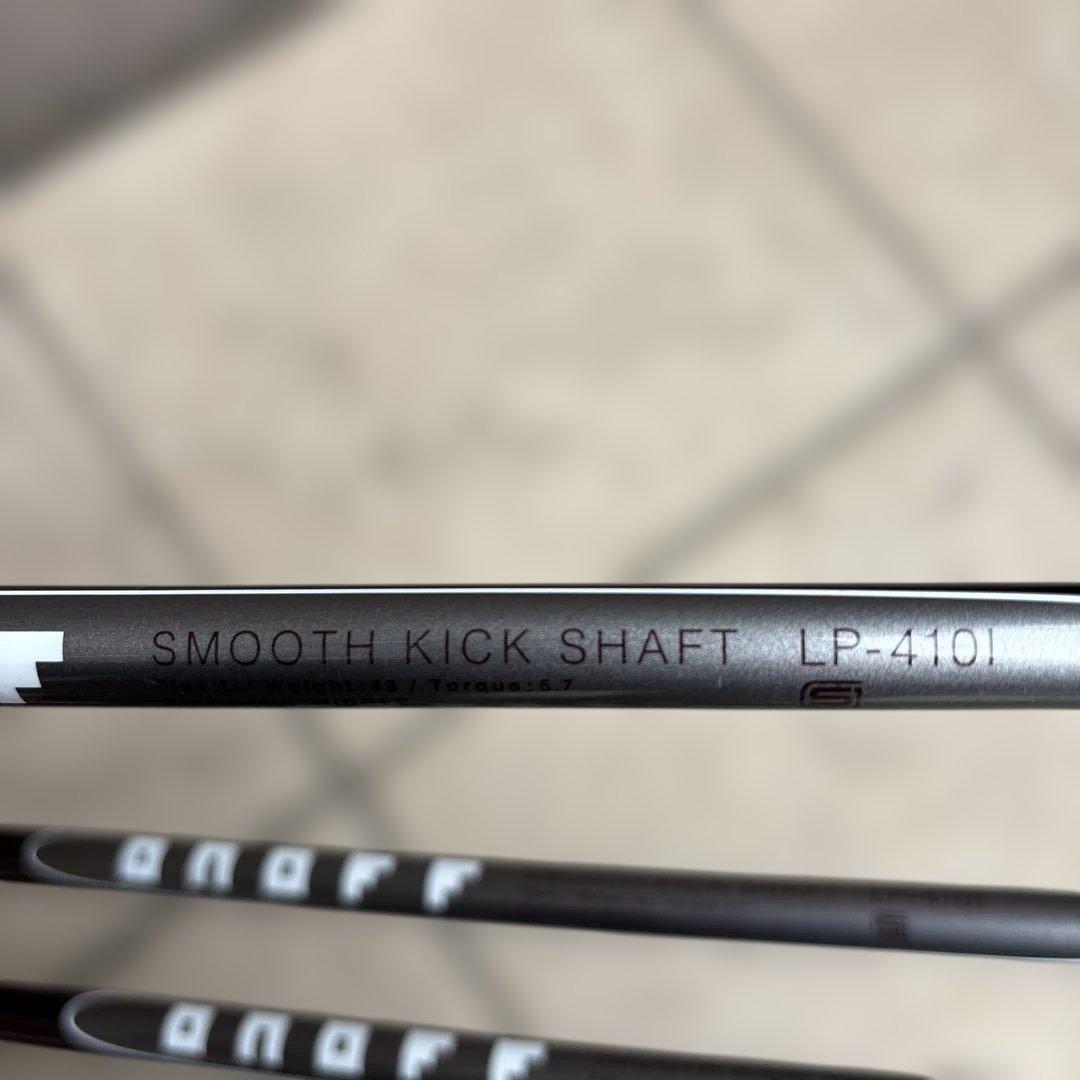 ONOFFレディースアイアン&ウエッジセット