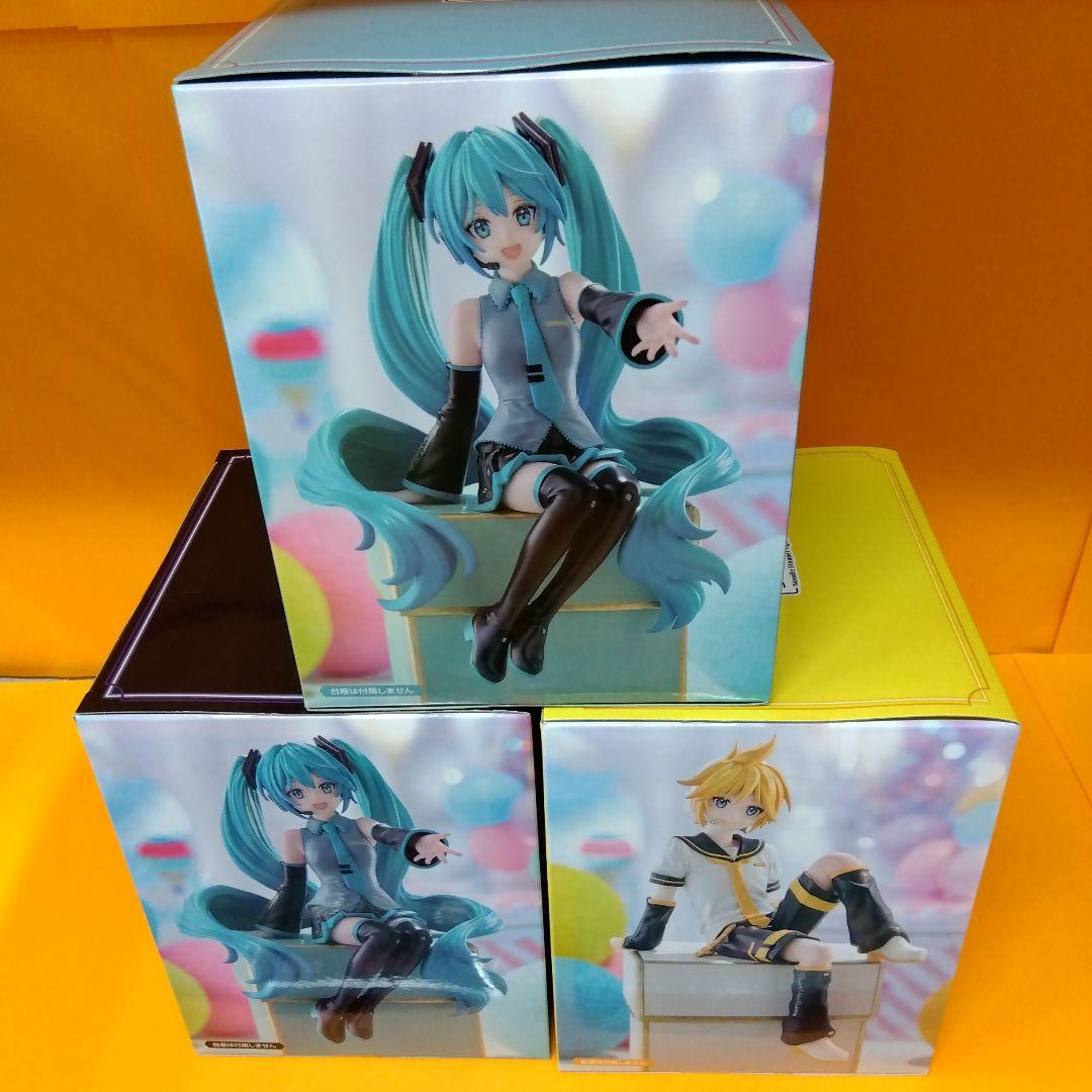 初音ミク　ぬーどるストッパーくじ　フィギュア3点　ラストワン　オマケ多数