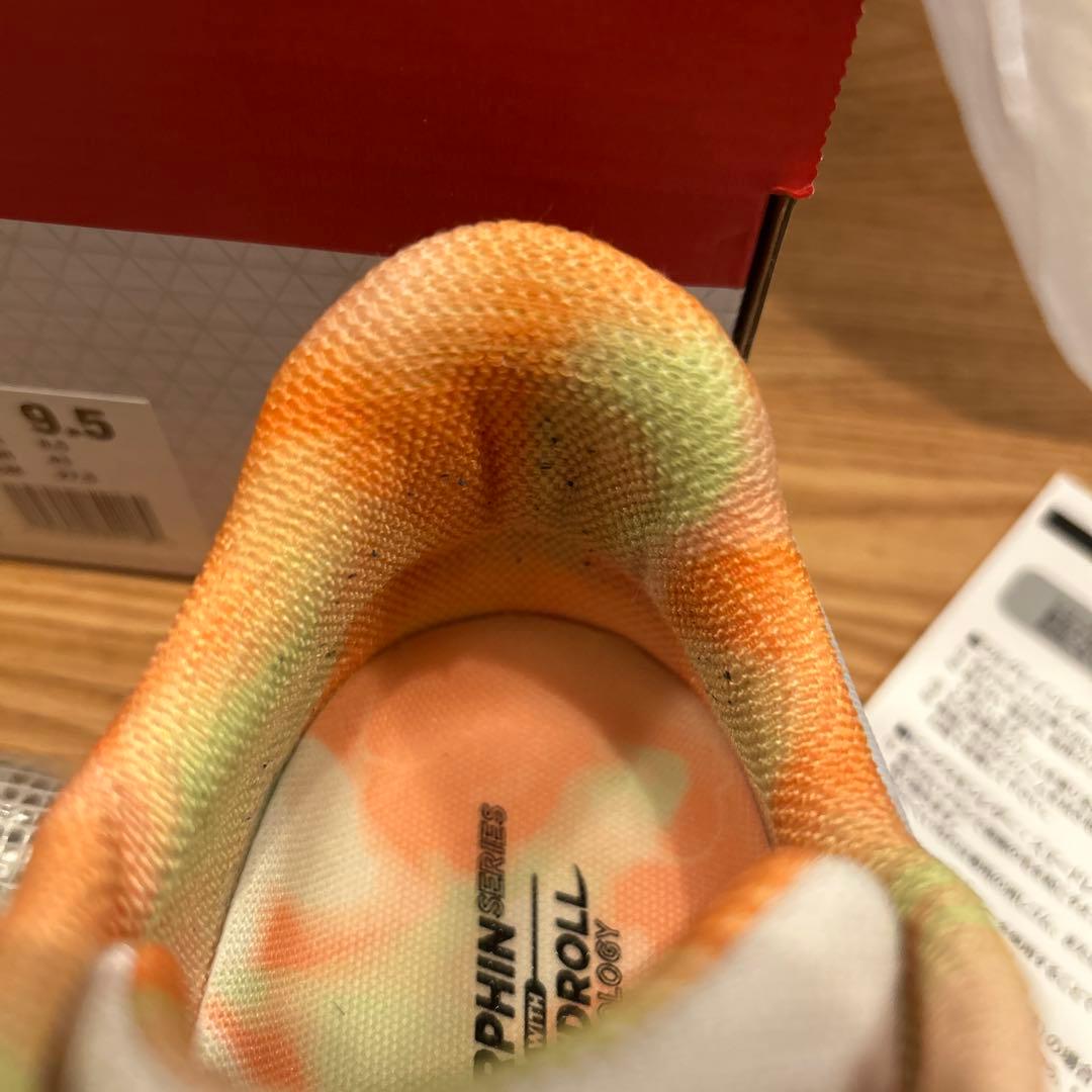 サッカニー エンドルフィン スピード4 27.5cm white/peel