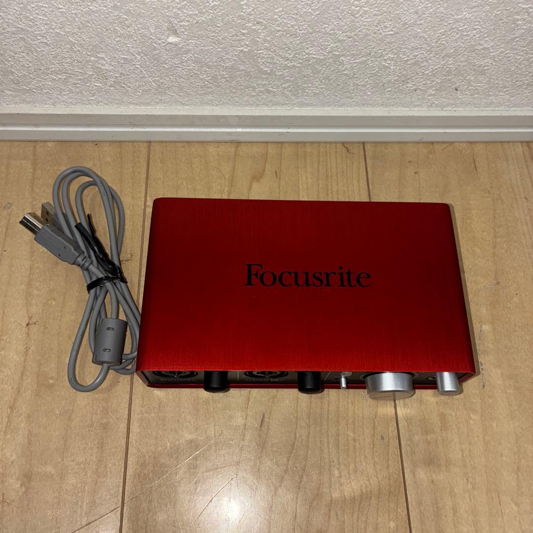 Focusrite Scarlett 2i2 1st gen USBケーブル付き
