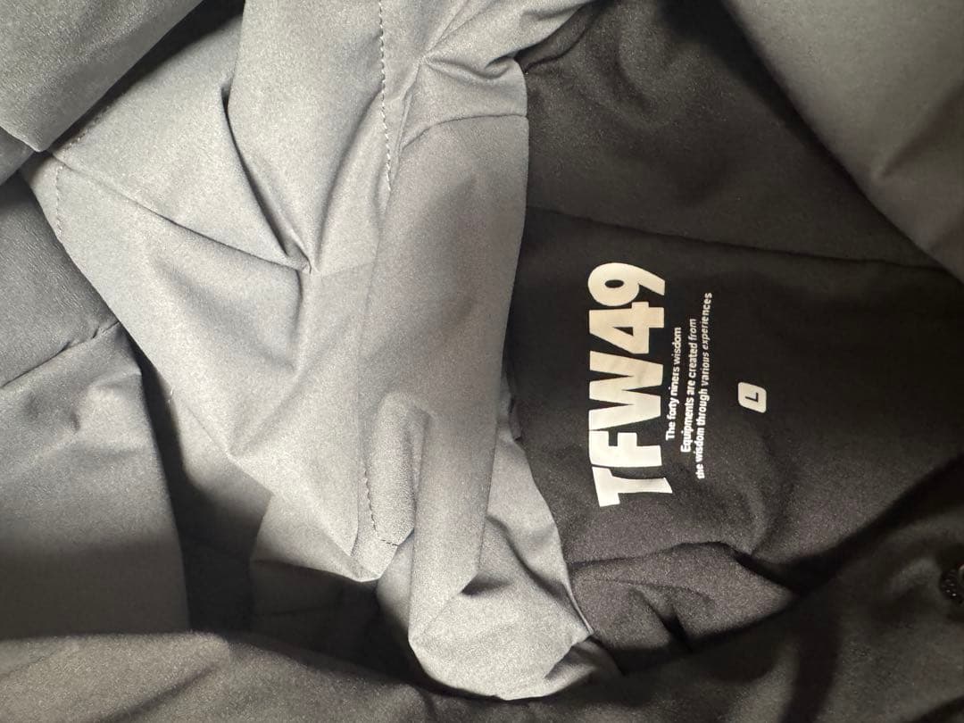 TFW49 フード付きジャケット 黒