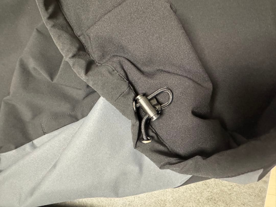 TFW49 フード付きジャケット 黒