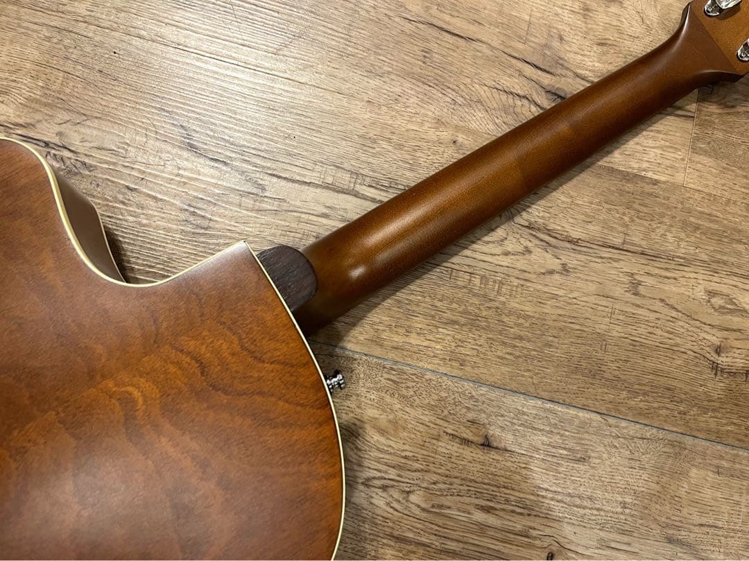 Godin / 5th Avenue CW Kingpin II / フルアコ