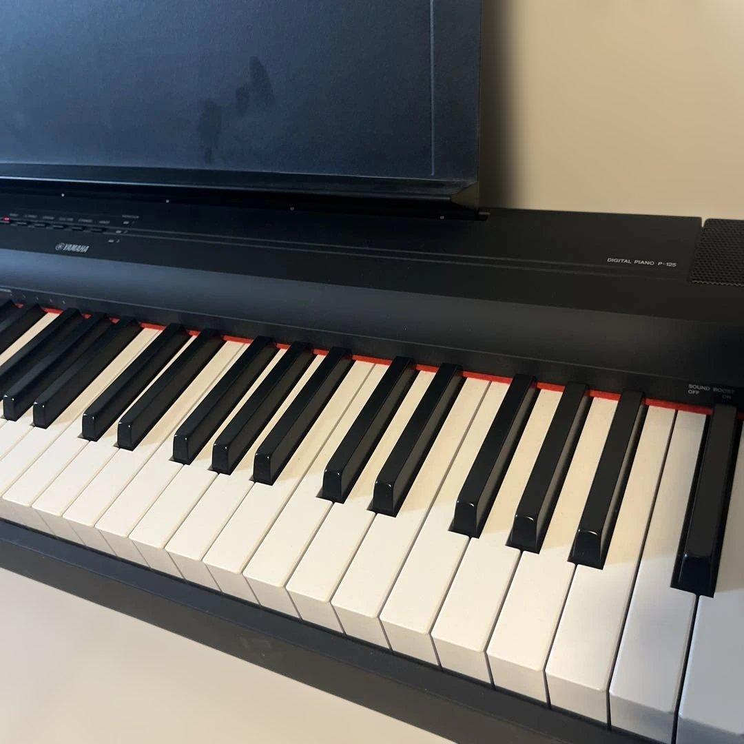 Piano Yamaha P-125 電子ピアノ　【別売りセットアリ】