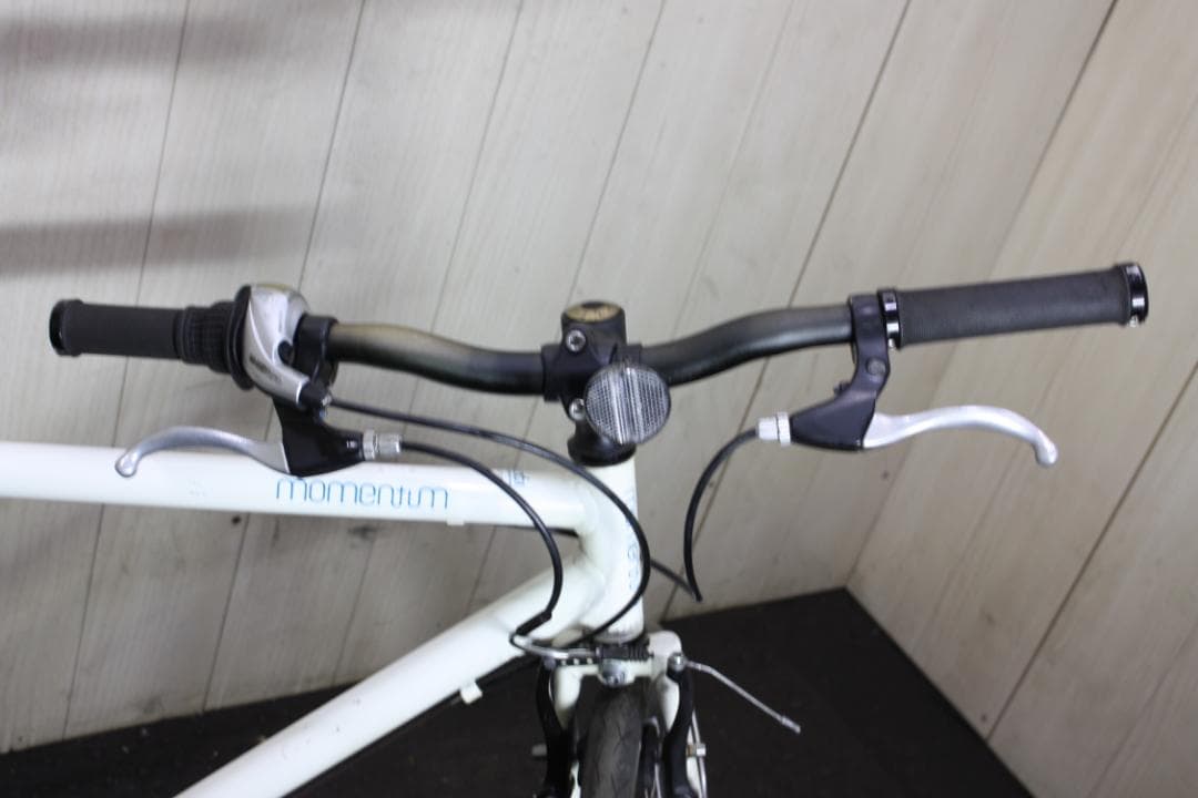 GIANT-MOMENTUM iNEED S-3 700C 7速470mmクロス