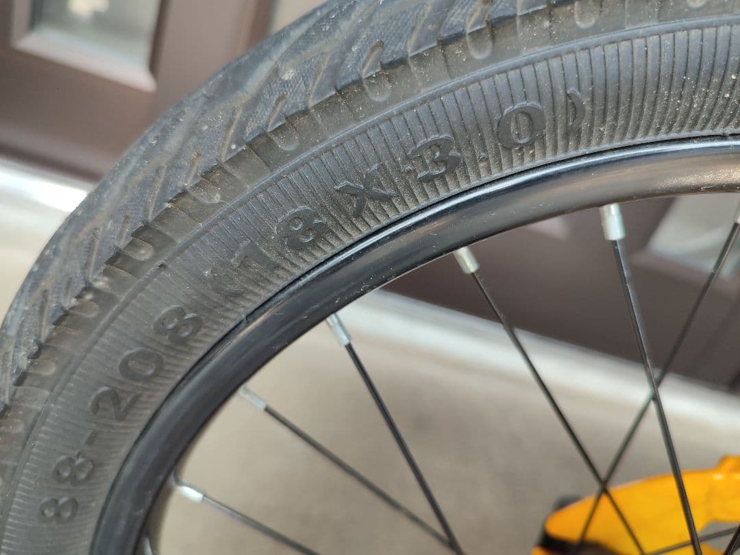 廃盤　ファットバイク 18インチ キッズバイク オレンジ　イエロー　Vブレーキ