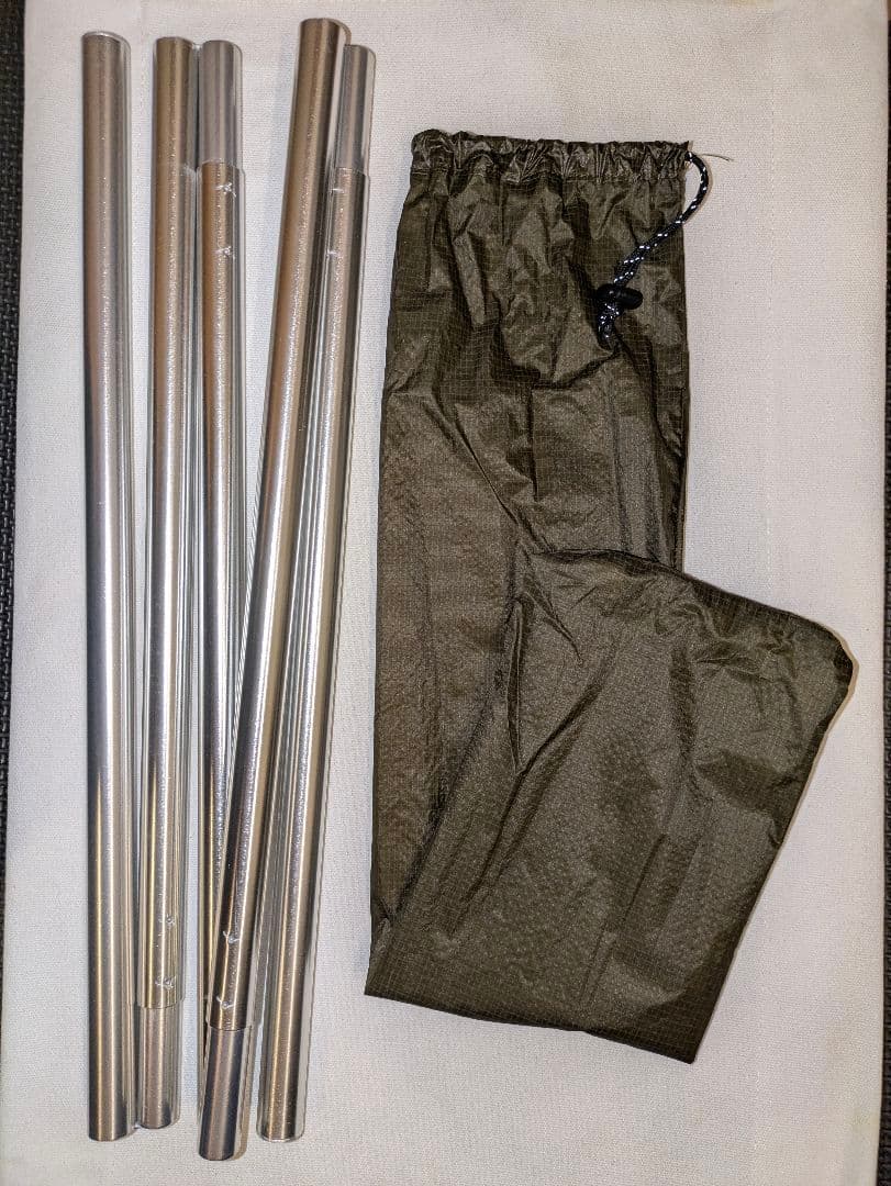 【2回使用のみ】Unafreelyシルナイロンワンポールテント　謎テント