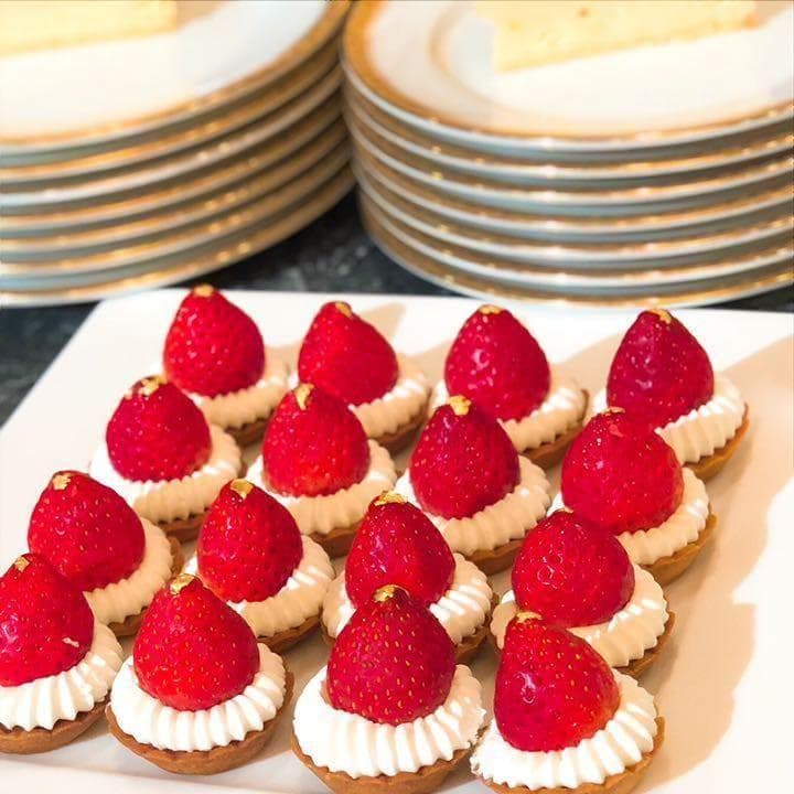 【限定】八ヶ岳産 いちご 約240g x 4パック/箱 ※残留農薬未検出