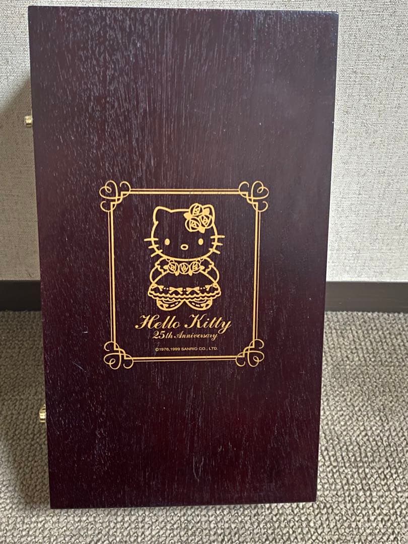 ハローキティ　ハーマン　モヘアドール