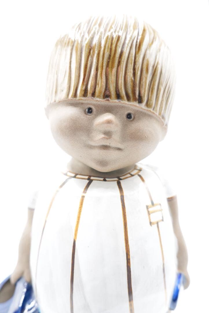 リサ・ラーソン (Lisa Larson) 世界の子供たち 陶器製　靴ベラ置き