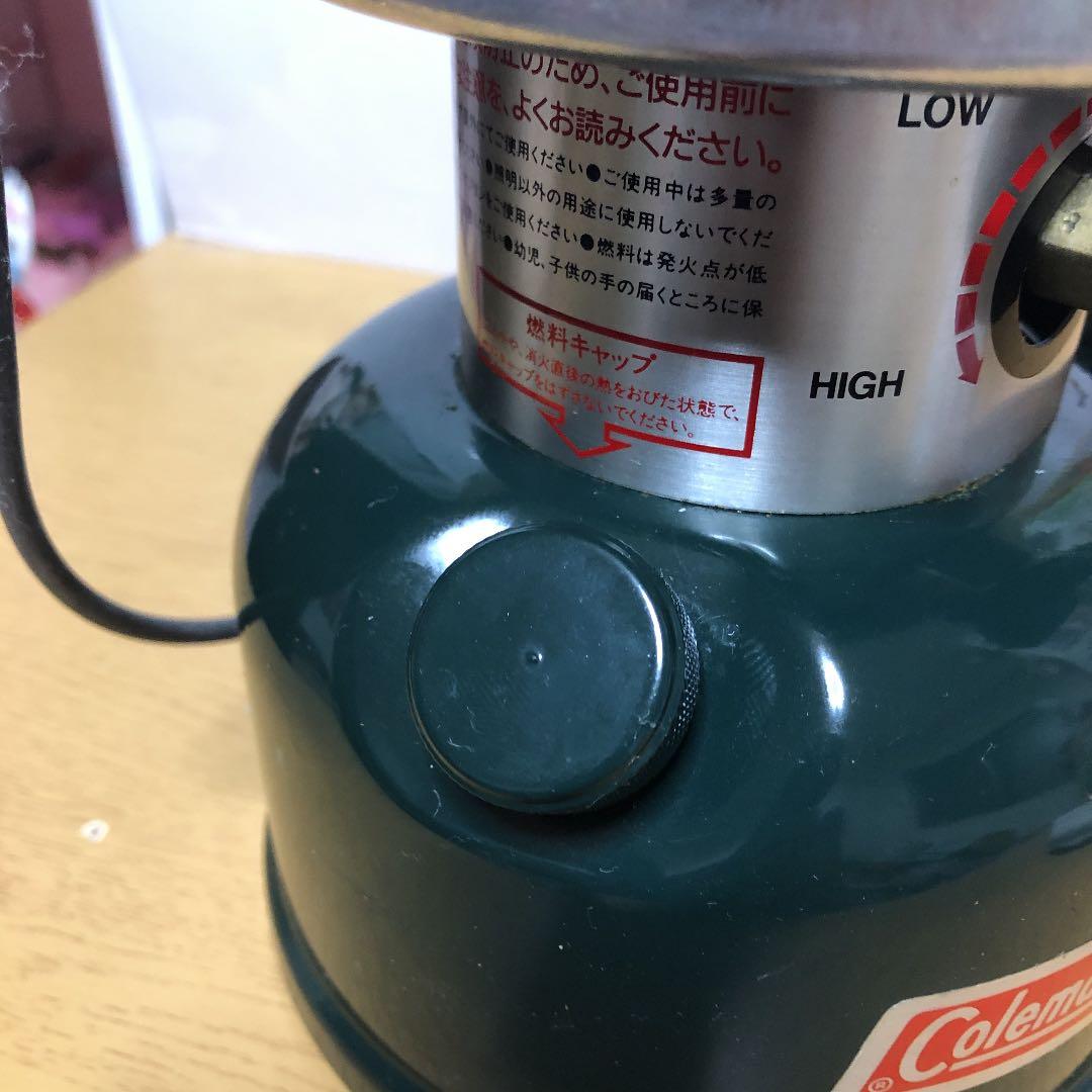 コールマン ランタンとフィルターファネル