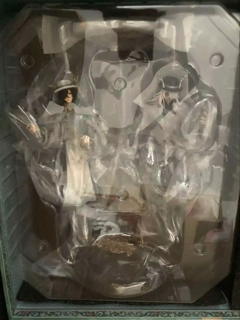 第五人格 オフラインパック 6周年 特別豪華版 白黒無常フィギュア　box付き