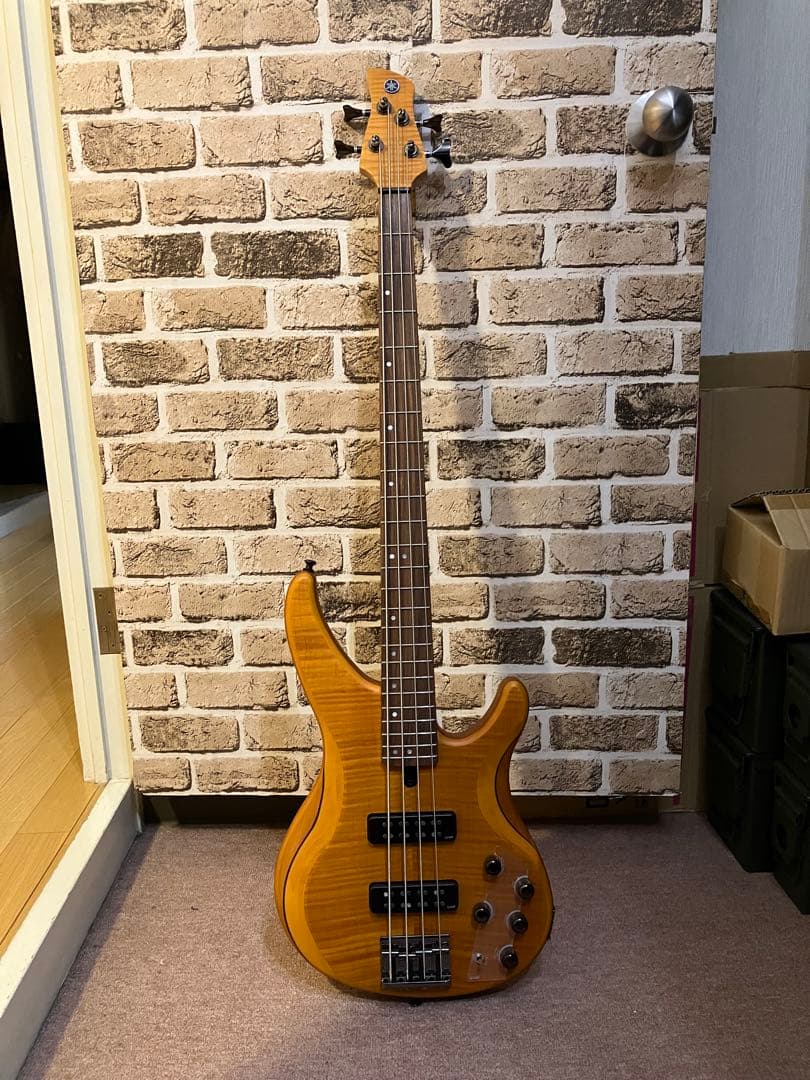 ベース YAMAHA TRBX604FM