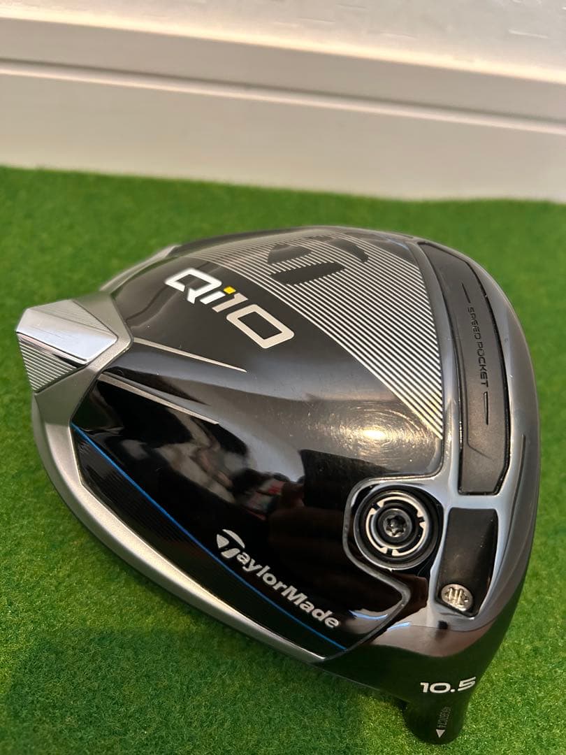 TaylorMade Qi10ドライバーヘッドのみ10.5度 ヘッドカバー付き