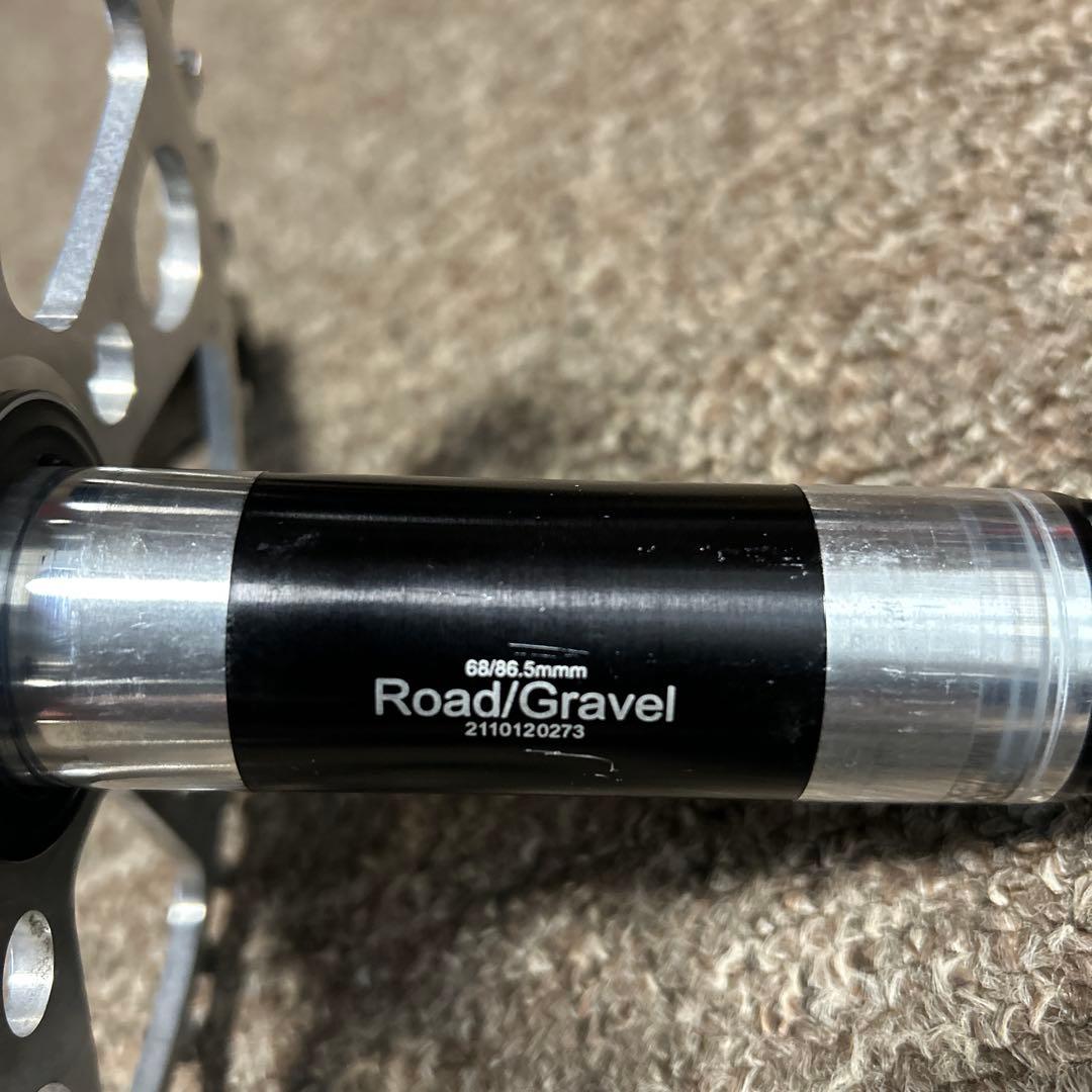 シムワークスホワイトインダストーリーズR30クランク