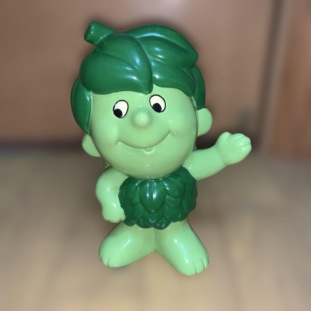 早い者勝ち！グリーンジャイアント　陶器の置き物