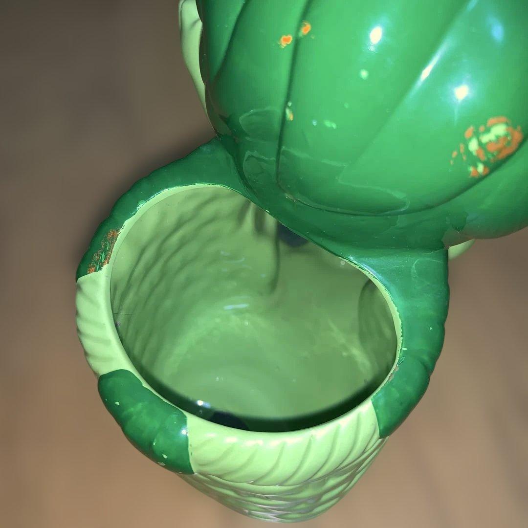 早い者勝ち！グリーンジャイアント　陶器の置き物