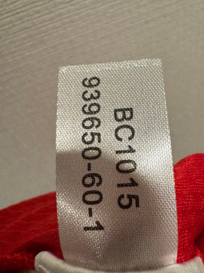 正規品スタッドランス 伊東純也 直筆サイン入りユニフォーム