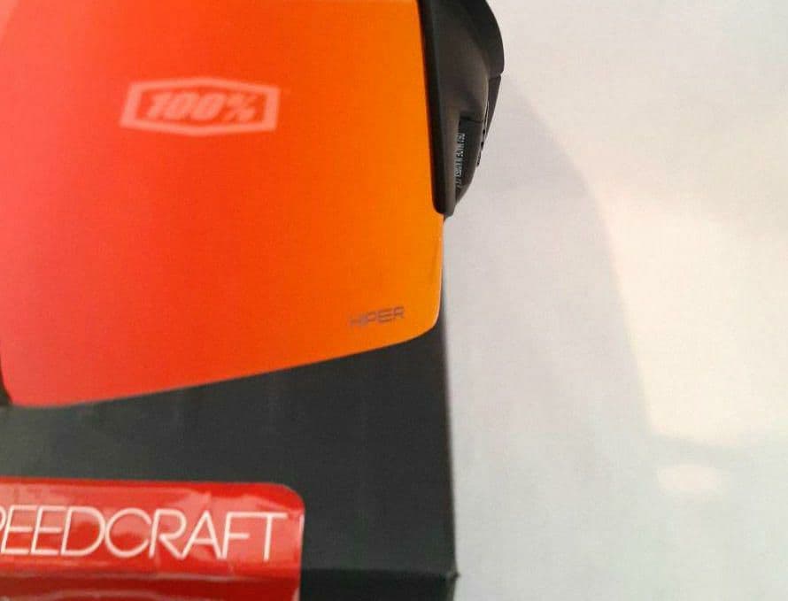 100% SPEEDCRAFT ブラック レッド ワンハンドレッド サングラス