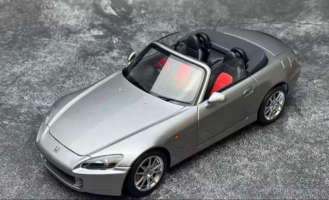 ホンダ S2000 1/18 スケールモデル