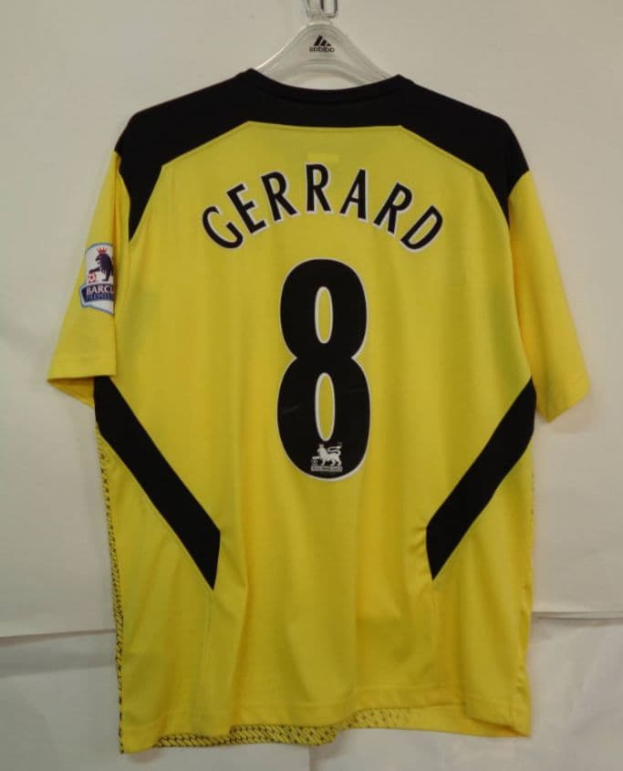 レア・貴重‼️【★ジェラード＃8★リバプール2004-2005サード黄】