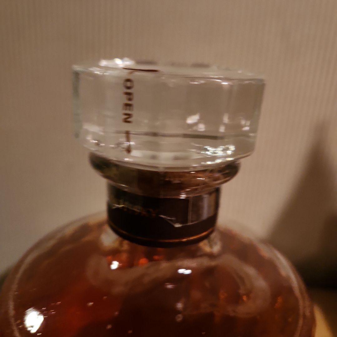 ウイスキー Hibiki Blender's Choice 700ml