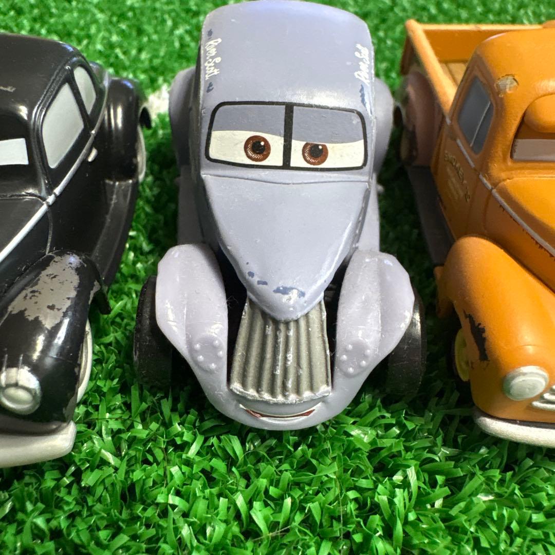 トミカカーズ　ジュニア　ルイーズ　リバー　スモーキー　4台セット