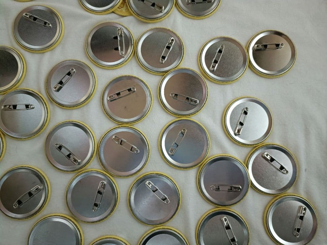 すとぷり　るぅと　缶バッチ　アニマル缶バッチ　あにまる缶バッチ