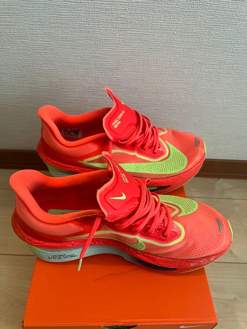Nike Zoom Fly 6 オレンジ
