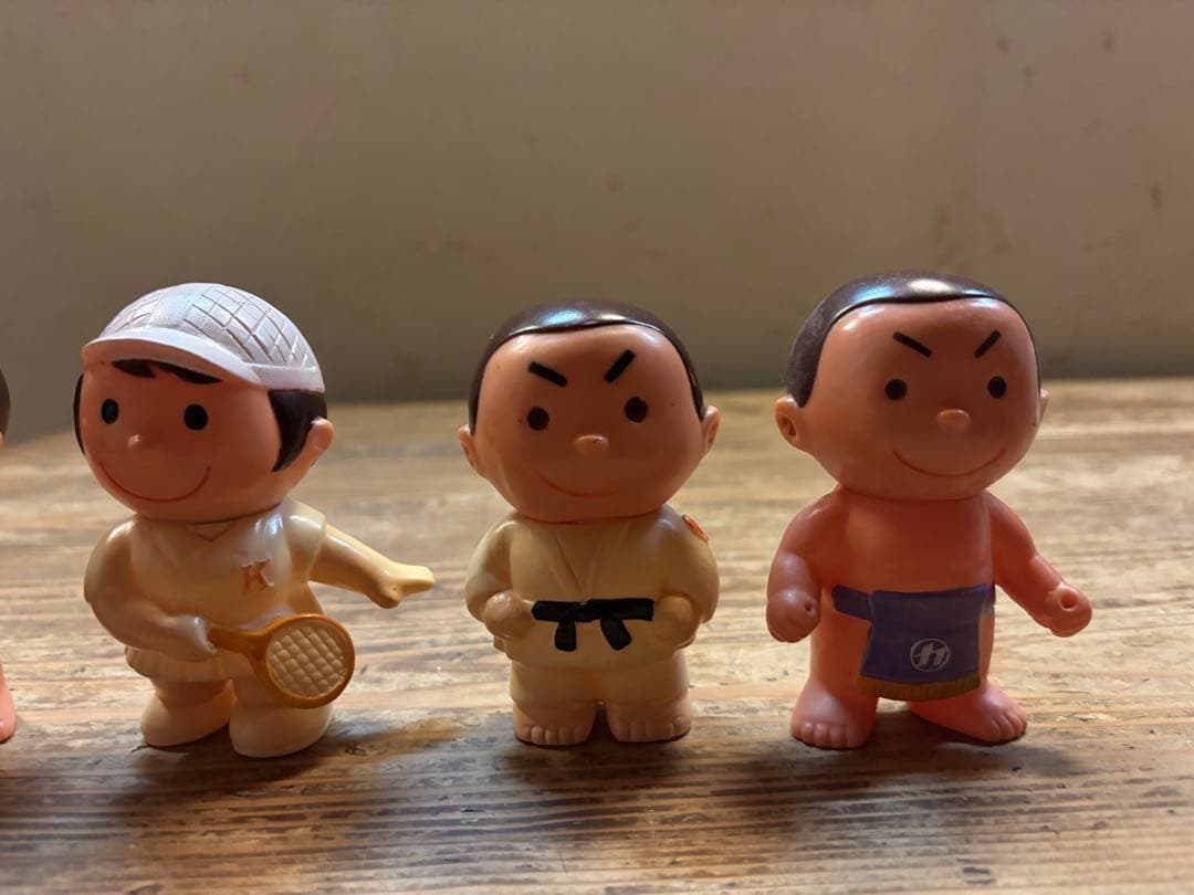 鹿児島銀行　貯金箱6体セット